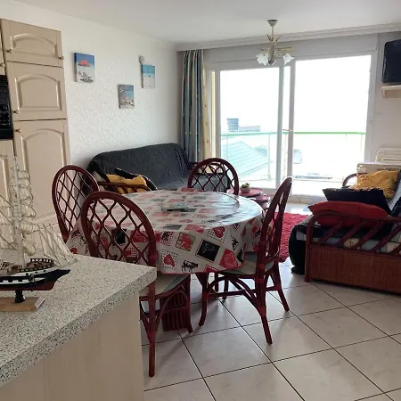 : 2 Chambres, Parking, Animaux Acceptes, Vue - Fr-1-482-106 * Fort-Mahon-Plage