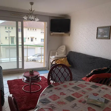 : 2 Chambres, Parking, Animaux Acceptes, Vue - Fr-1-482-106