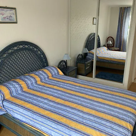 Apartment : 2 Chambres, Parking, Animaux Acceptes, Vue - Fr-1-482-106 *