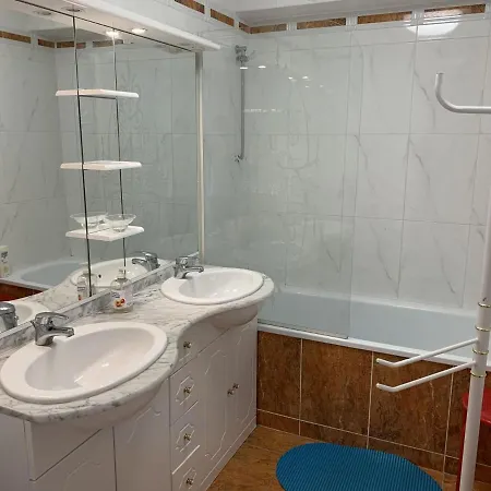 : 2 Chambres, Parking, Animaux Acceptes, Vue - Fr-1-482-106 * פור-מהון-פלאז'